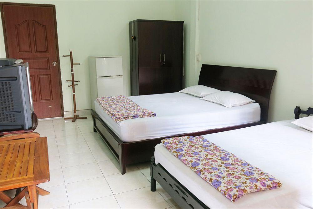 Banana Leaf Hotel Хошимин Экстерьер фото