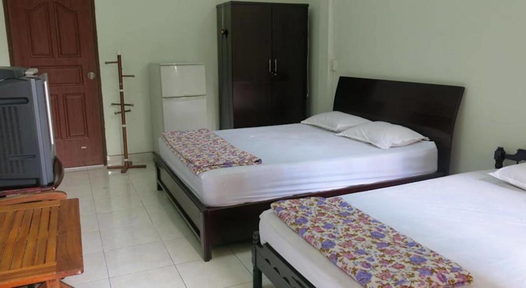 Banana Leaf Hotel Хошимин Экстерьер фото